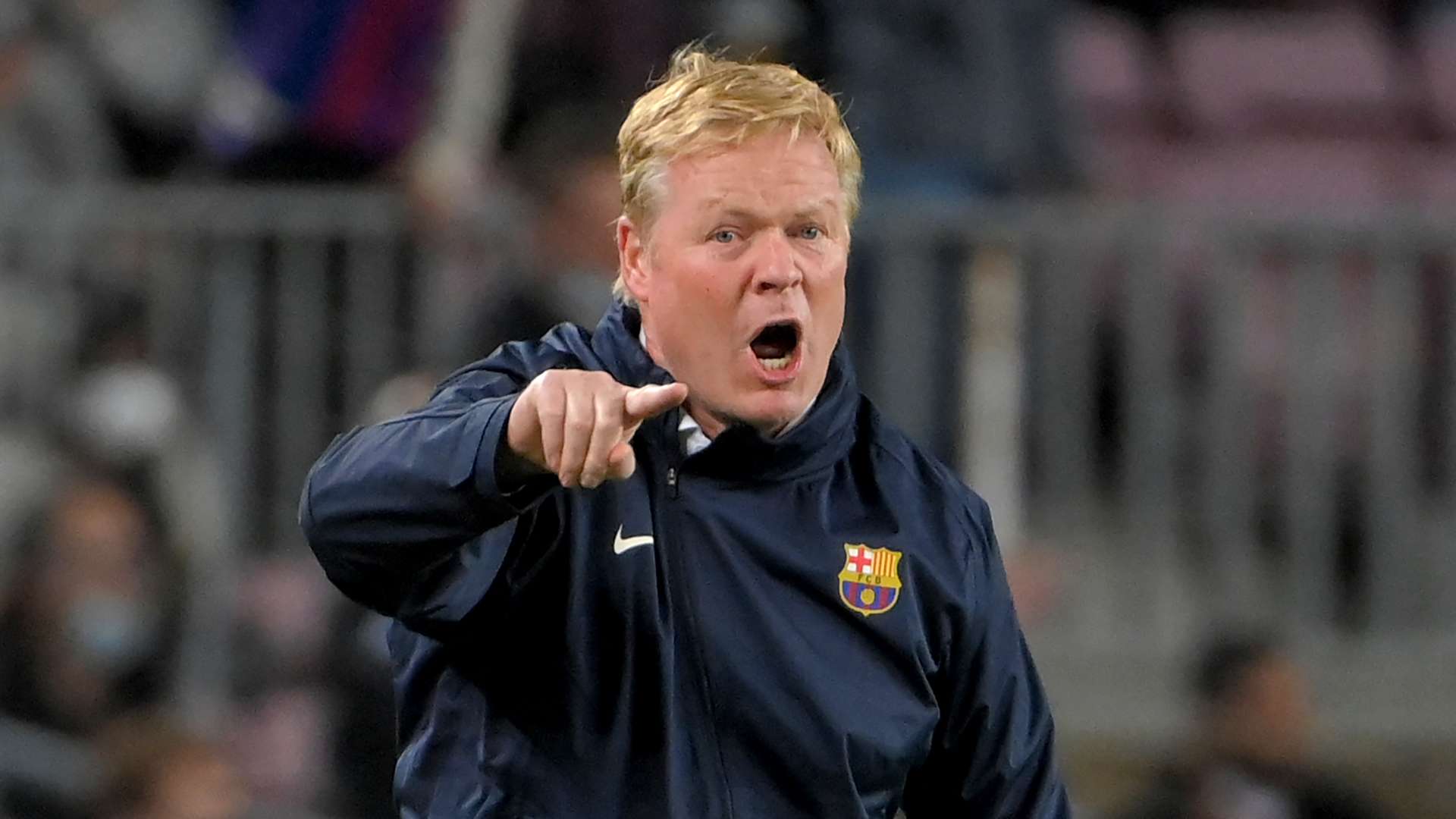 於他本人和 於他本人和